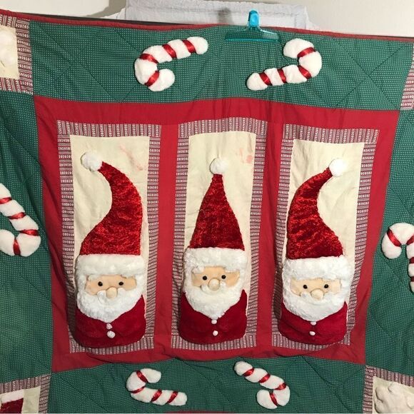 Vintage Santa Claus Christmas Quilted Blanket - Picture 6 of 16